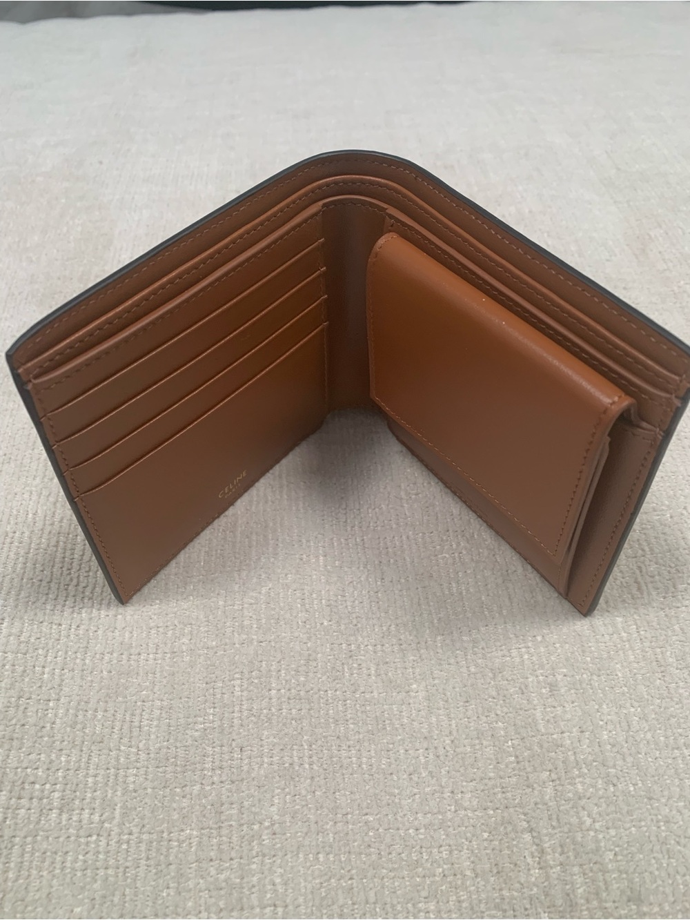Celine Leopard Bi-fold Wallet NWT- Tan and Black Animal Print Men’s. AUTHENTIC! - Picture 3 of 12